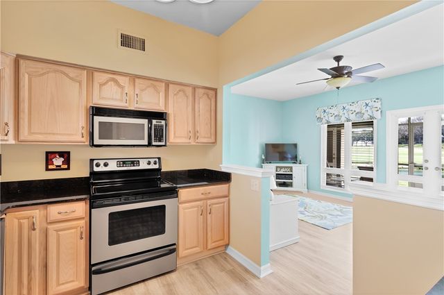 5075 Harmony Circle 103, Vero Beach, FL 32967