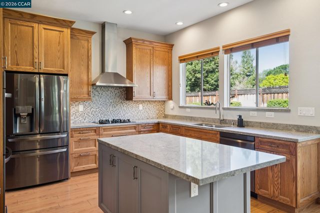 1869 Renee Way, Concord, CA 94521