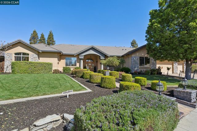 1869 Renee Way, Concord, CA 94521