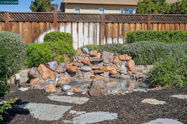 1869 Renee Way, Concord, CA 94521