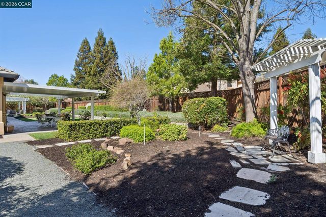 1869 Renee Way, Concord, CA 94521