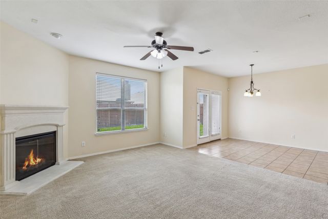 2030 Abbey Road, Heartland, TX 75126