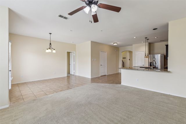 2030 Abbey Road, Heartland, TX 75126