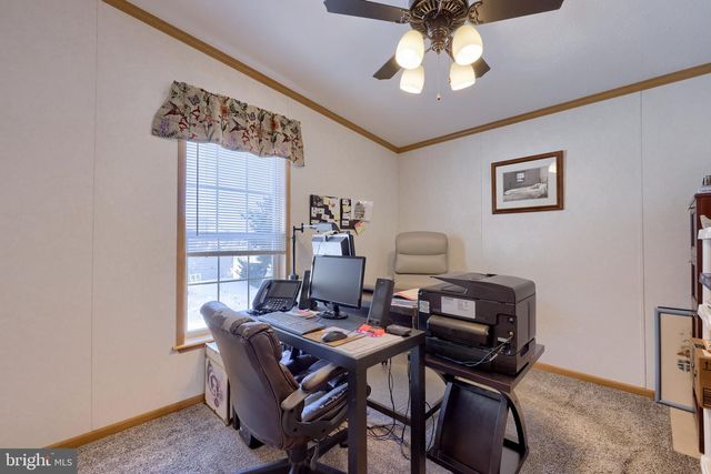 310 SUMMERS DR, Lancaster, PA 17601