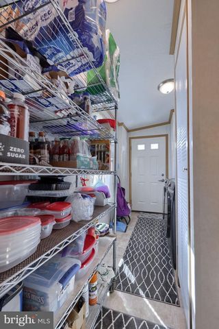 310 SUMMERS DR, Lancaster, PA 17601