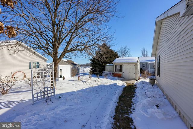 310 SUMMERS DR, Lancaster, PA 17601