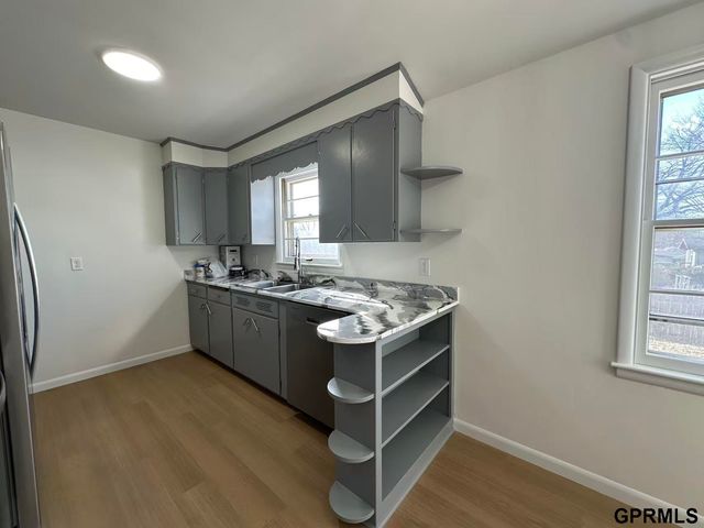 815 S 44Th Street, Lincoln, NE 68510