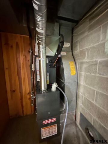 815 S 44Th Street, Lincoln, NE 68510