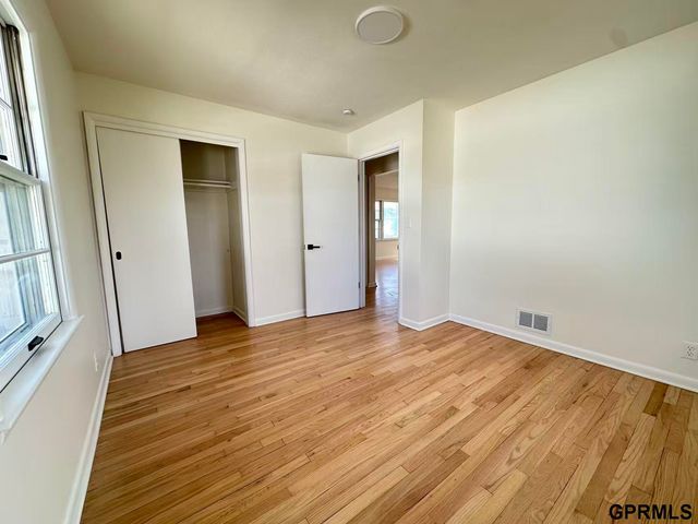 815 S 44Th Street, Lincoln, NE 68510