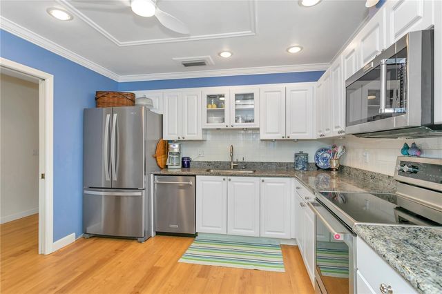 1732 KESTRAL PARK WAY S 43, Sarasota, FL 34231