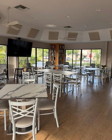 1732 KESTRAL PARK WAY S 43, Sarasota, FL 34231