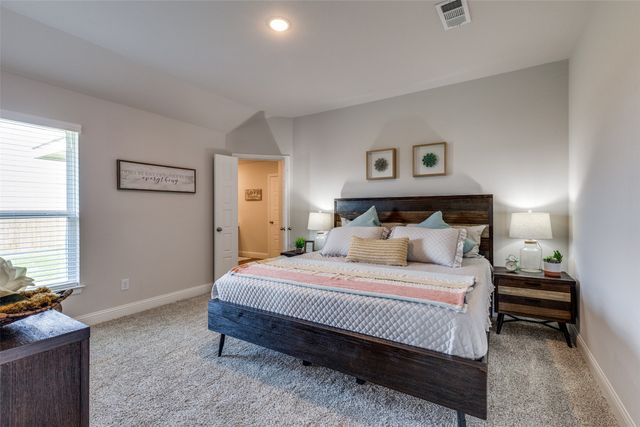 400 Aquilla Way, Hillsboro, TX 76645