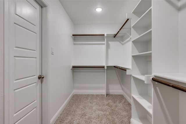 400 Aquilla Way, Hillsboro, TX 76645