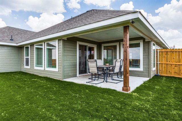 400 Aquilla Way, Hillsboro, TX 76645