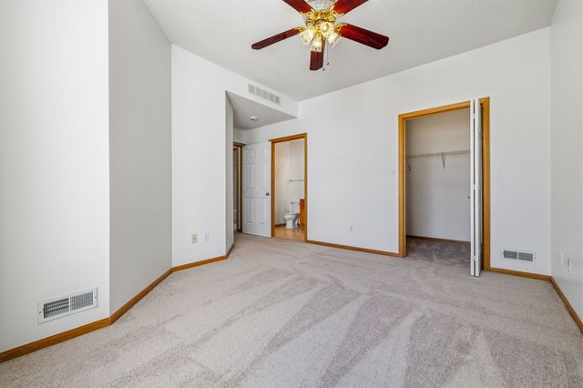 10500 Meredith Drive 6, Urbandale, IA 50322