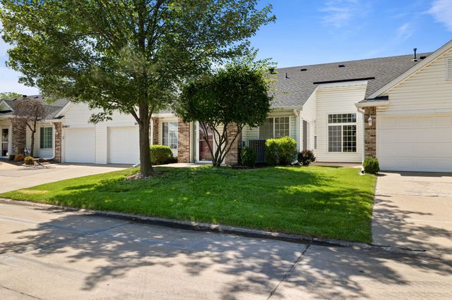 10500 Meredith Drive 6, Urbandale, IA 50322