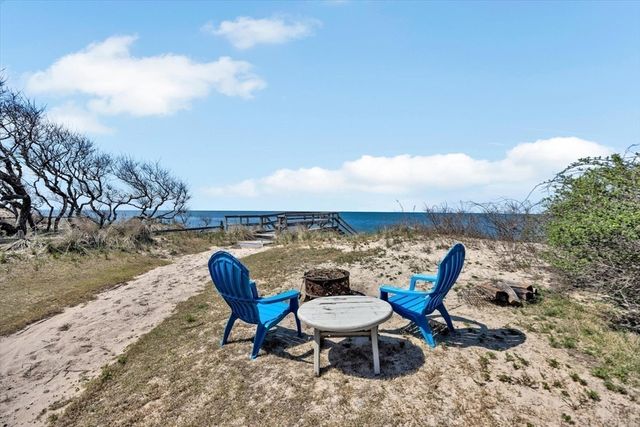 232 Robbins Hill Rd, Brewster, MA 02631