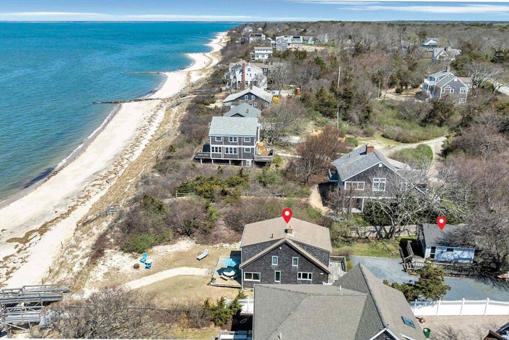 232 Robbins Hill Rd, Brewster, MA 02631