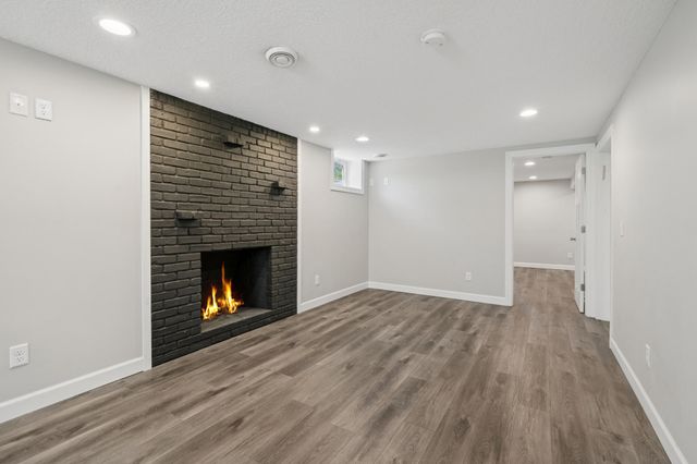 3100 W 55th Street, Edina, MN 55410