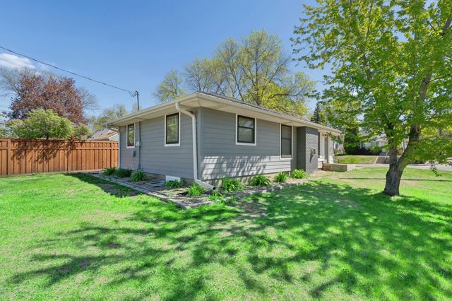 3100 W 55th Street, Edina, MN 55410