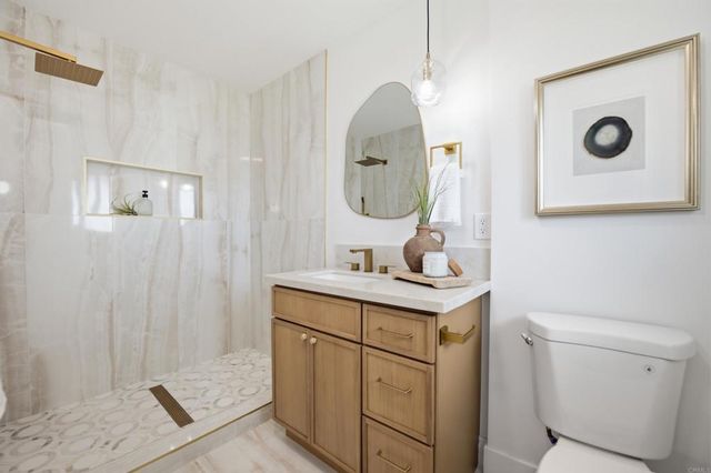 6111 Del Cerro Boulevard, San Diego, CA 92120