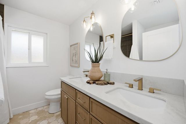 6111 Del Cerro Boulevard, San Diego, CA 92120