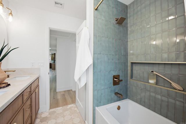 6111 Del Cerro Boulevard, San Diego, CA 92120