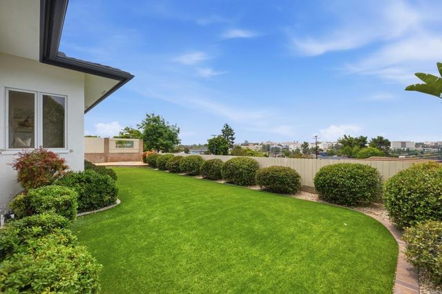 6111 Del Cerro Boulevard, San Diego, CA 92120