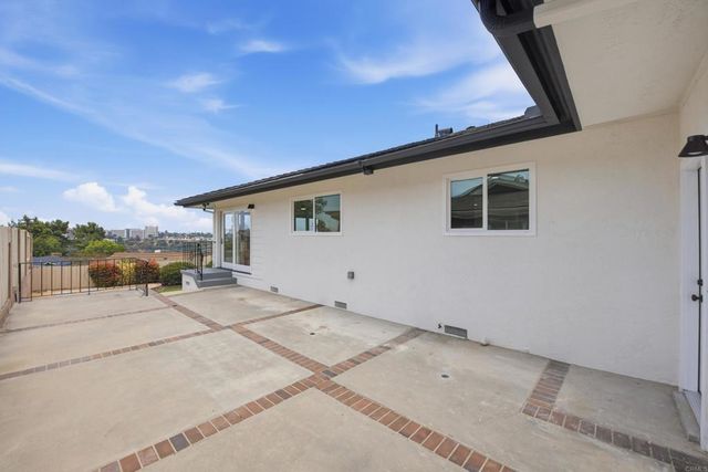 6111 Del Cerro Boulevard, San Diego, CA 92120