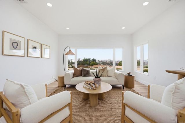 6111 Del Cerro Boulevard, San Diego, CA 92120