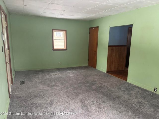 4416 Ballard Road, Lansing, MI 48911