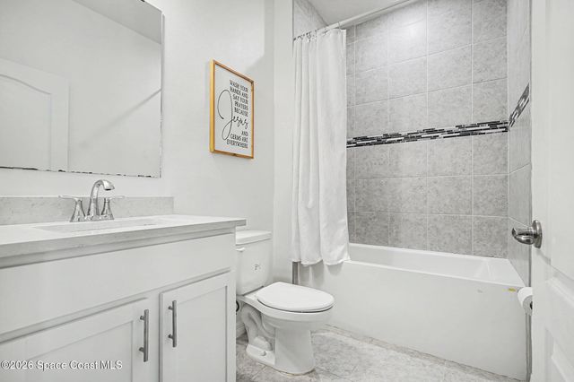 1030 Grapefruit Road SE, Palm Bay, FL 32909
