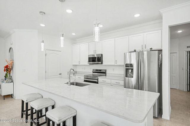 1030 Grapefruit Road SE, Palm Bay, FL 32909