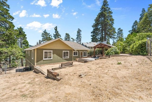 298 Weisshorn, Crestline, CA 92325