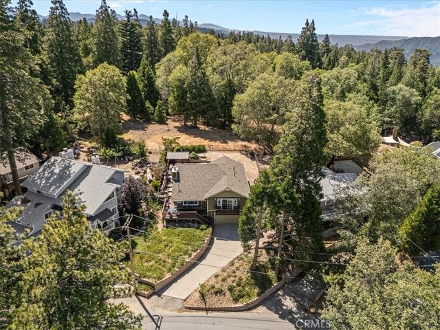 298 Weisshorn, Crestline, CA 92325