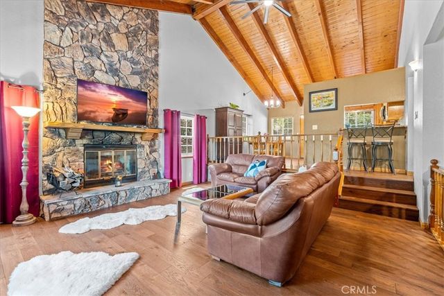 298 Weisshorn, Crestline, CA 92325