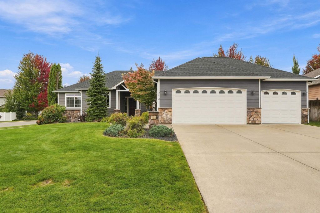 2518 S Viewmont Dr, Greenacres, WA 99016 photo 2