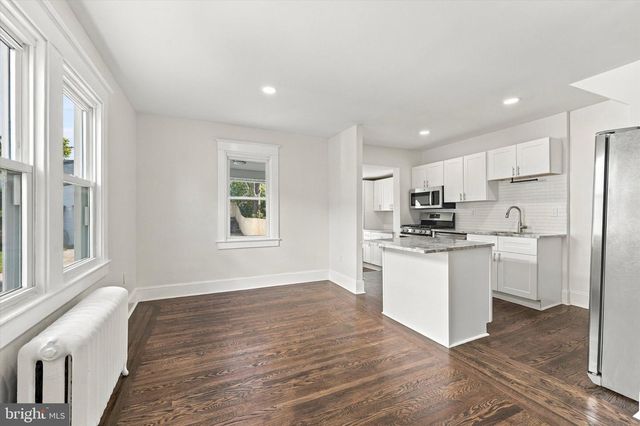 503 WOODLAND DR, Havertown, PA 19083