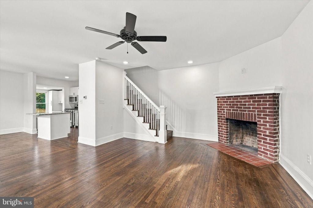 503 WOODLAND DR, HAVERTOWN, PA 19083 — photo 5