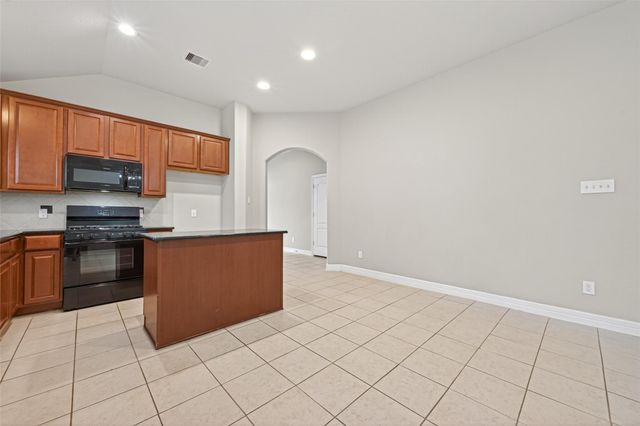 2517 Wood Park Boulevard, Conroe, TX 77304