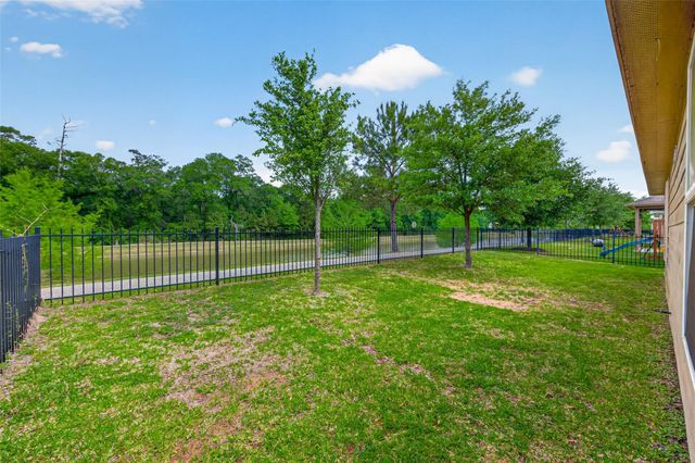 2517 Wood Park Boulevard, Conroe, TX 77304