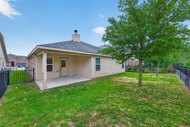 2517 Wood Park Boulevard, Conroe, TX 77304