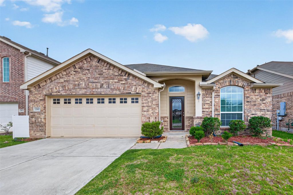 2517 Wood Park Boulevard, Conroe, TX 77304