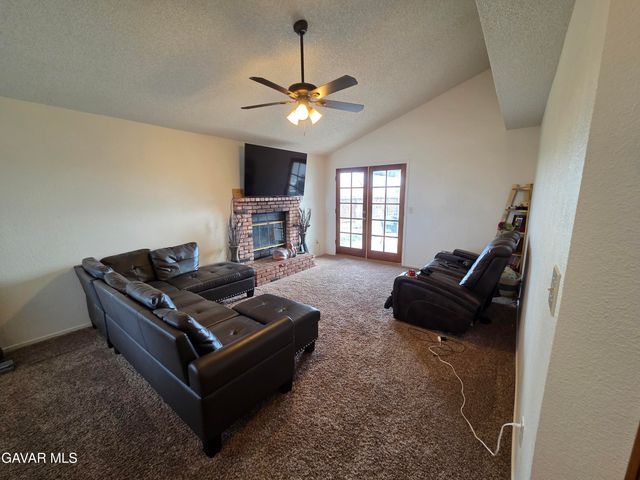 7518 Poppy Boulevard, California City, CA 93505