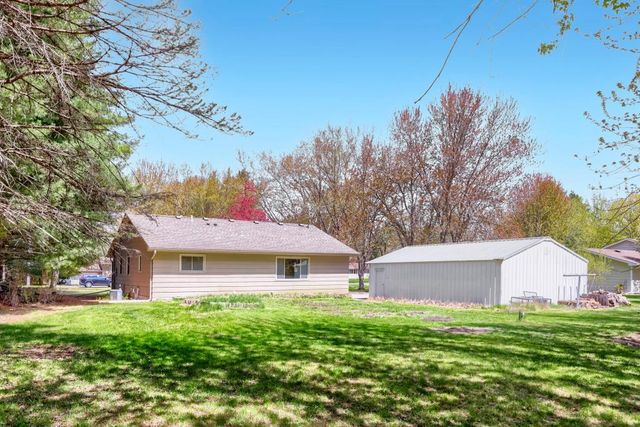 2458 225th Avenue NE, East Bethel, MN 55005