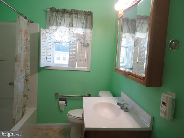 200 WALMER ST, Hammonton, NJ 08037