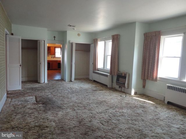 200 WALMER ST, Hammonton, NJ 08037