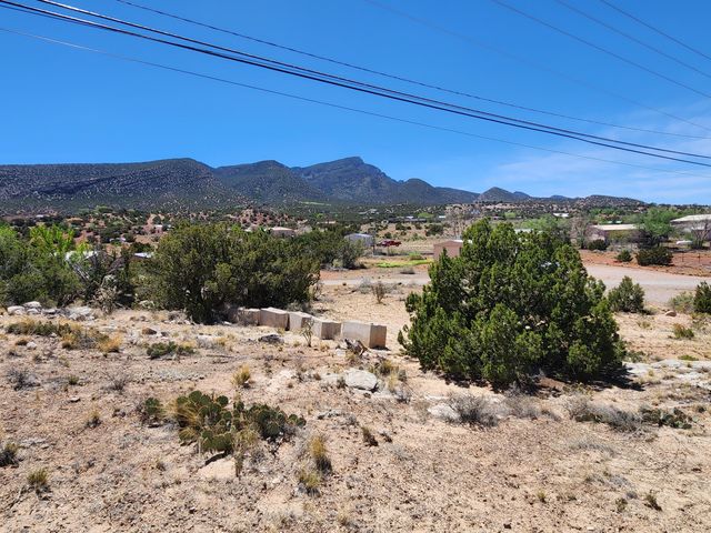2 VALLE ESCONDIDO, Placitas, NM 87043