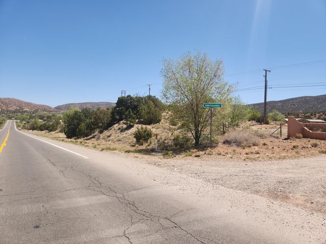 2 VALLE ESCONDIDO, Placitas, NM 87043