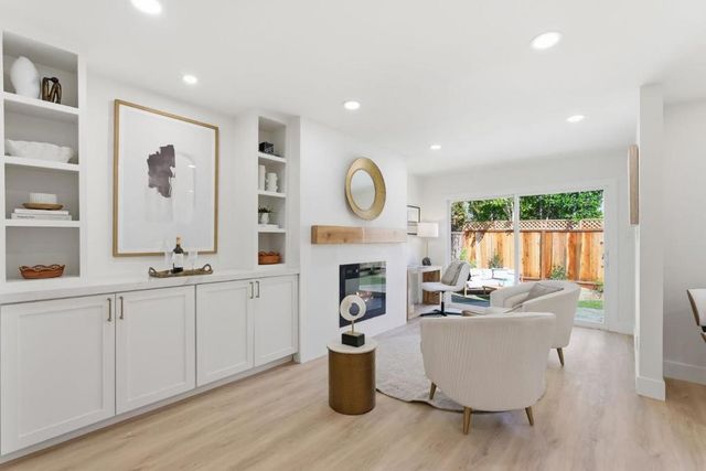 929 Constitution Drive, Foster City, CA 94404